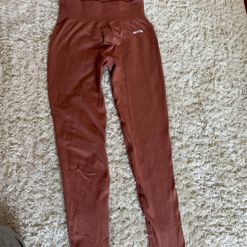 Bo&Tee scrunch leggings